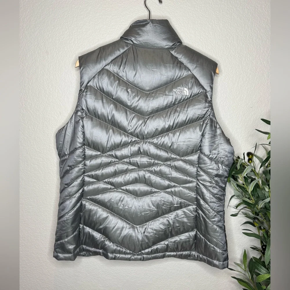 The North Face Womens 550 Down Puffer Vest XXL Gray Quilted Goose Down Insulated